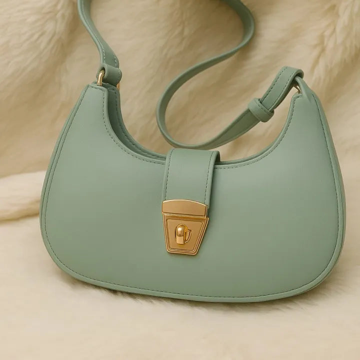 Trendy Hobo Style Shoulder Bags for Girls.